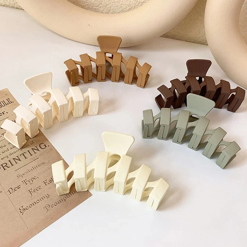 

Korean 1PC Solid Hair Clips Elegant Acrylic Hair Claws Hairpins Barrette Headwear for Women Girls Chic Hair Accessories Gifts