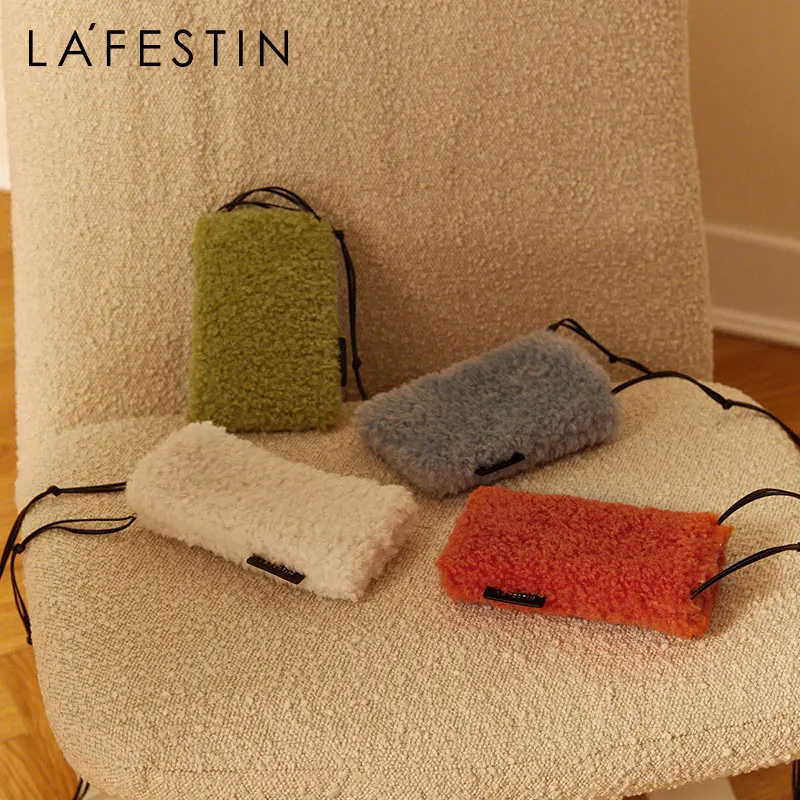 La Festin Soft Woollen Phone Bag 6