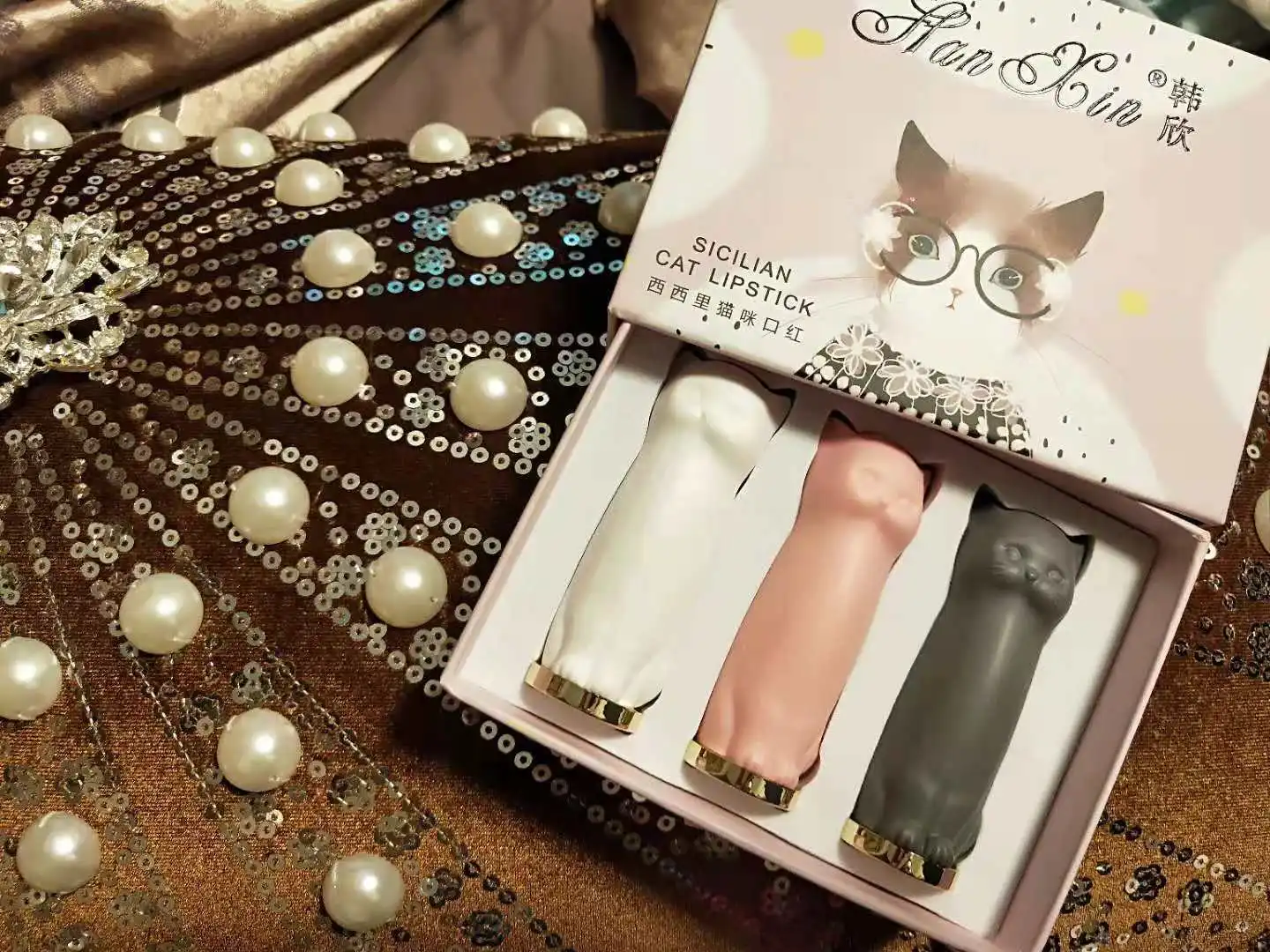 

Cat Lipstick Kit Valentine's Day Birthday Gift Three Per Package Lipstick Set 9014 makeup color changing lipstick