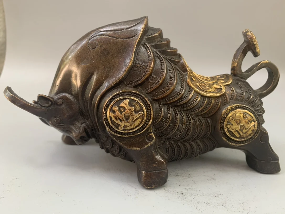 

Asian antique art collection crafts, Chinese Old Copper Cow/OX Sculpture,Home Decoration Metal Bull Statue , Long 19CM