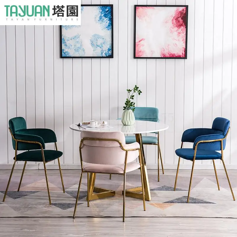 Обеденный стул в скандинавском стиле простой сетчатый красный для маникюра из