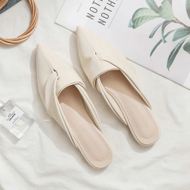 

2020 nian Summer New Tip Flat Mule Lazy Baotou ban tuo xie Female Outer Wear Wild womens slippers