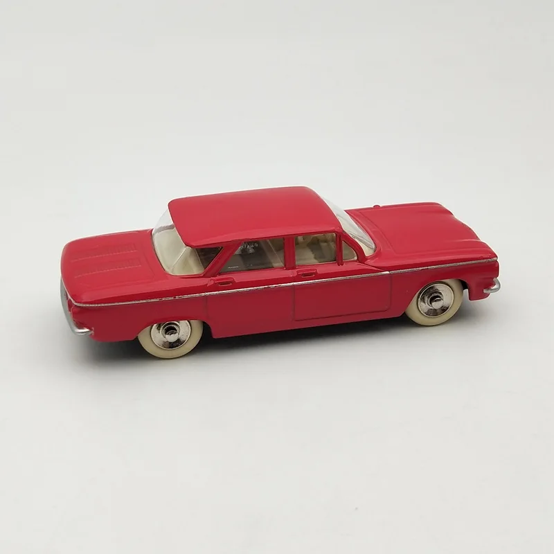 1:43 DeAgostini Dinky Toys 552 Chevrolet Corvair литые модели ограниченный выпуск коллекционные