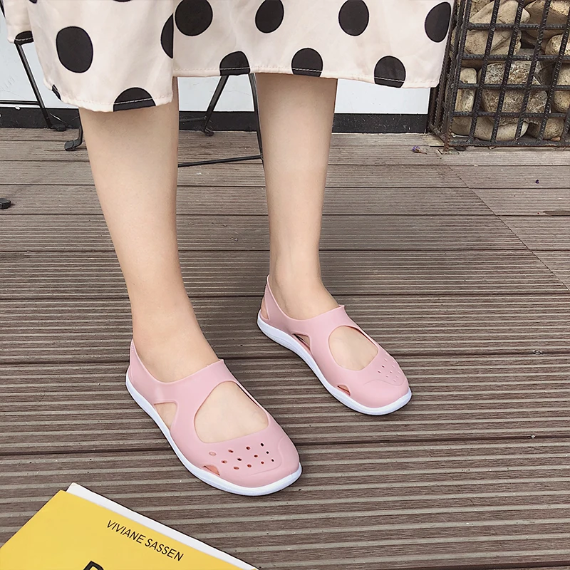 Сандалии-желе женские на плоской подошве мягкие повседневные пляжные туфли без