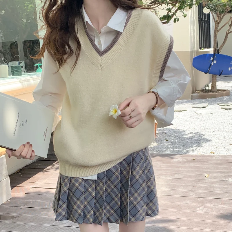 Женский трикотажный жилет с V-образным вырезом на осень/зиму | Женская одежда