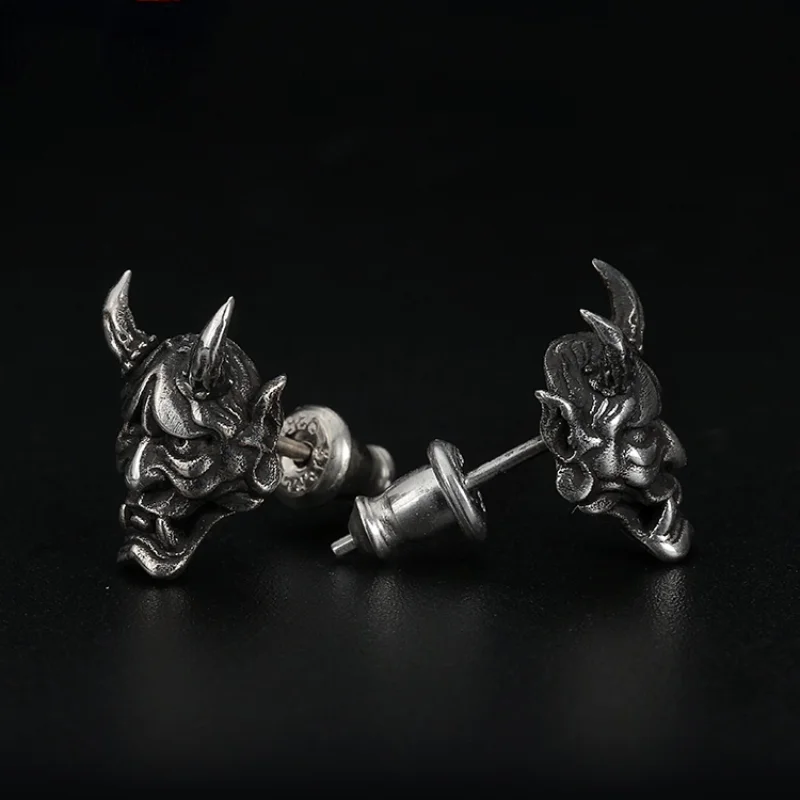 

Unique Design Skull Prajna Stud Earrings Personality Tattoo Prajna Earrings for Men Women Party Jewelry Punk Cool Earrings Gifts