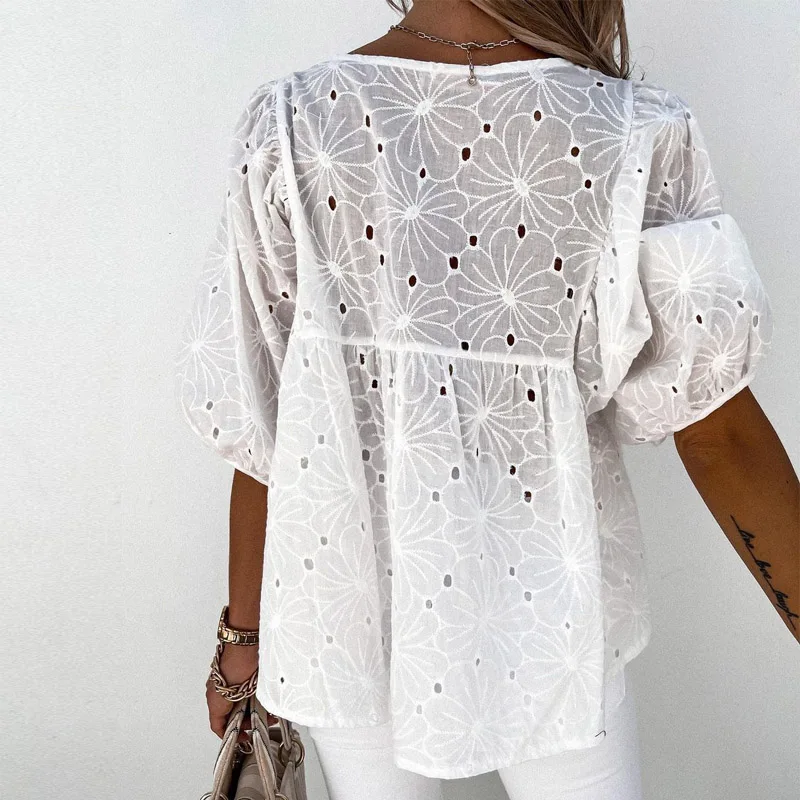 

Women Elegant Vintage Embroidery Hollow Out Blouse Shirts 2021 Spring Summer Fashion Casual V-Neck Button Tops Lady Loose Blusa