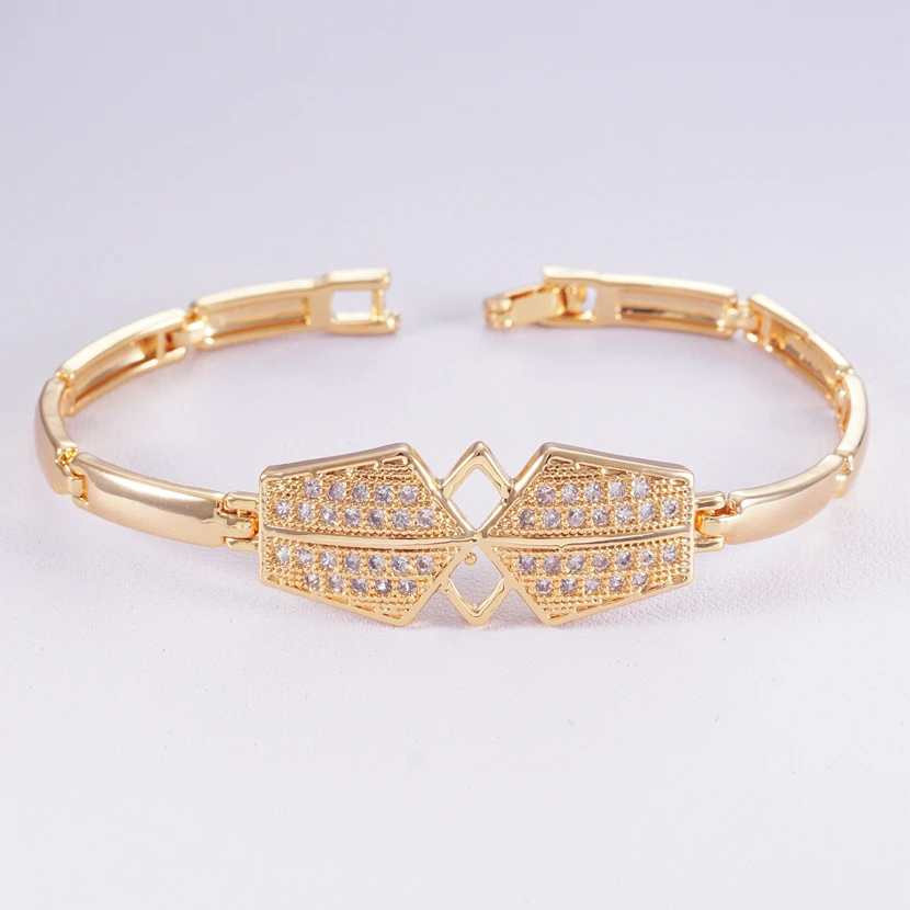 Роскошные циркониевые медные очаровательные браслеты и золотые для женщин