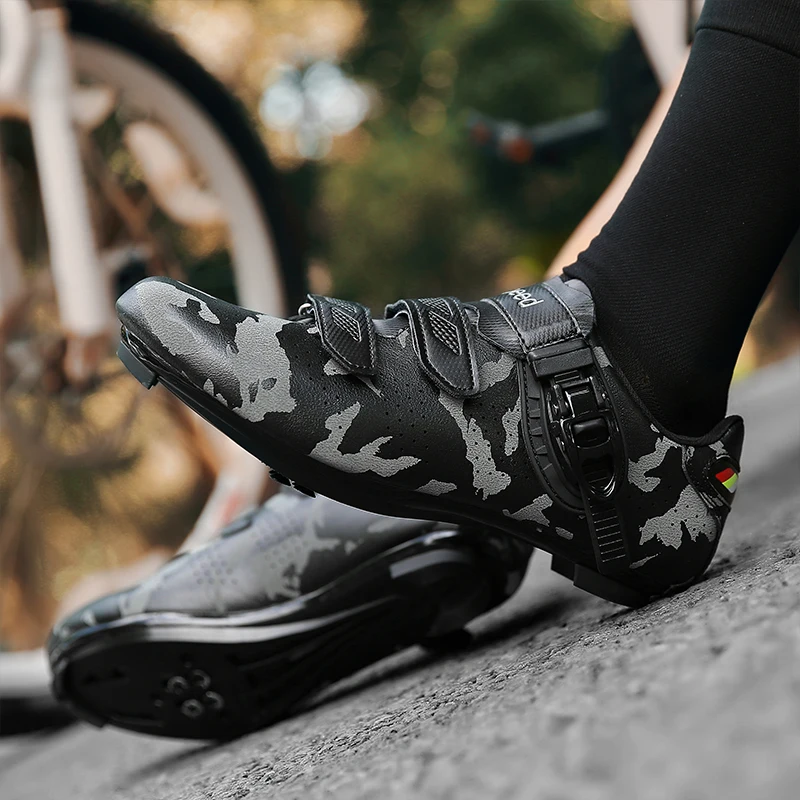 spesifikasi Sepatu Sepeda Kualitas Tinggi Sepeda Gunung Mengunci Sendiri Anti-selip Sepatu Sepeda Balap Jalan Sepatu Olahraga Sejuk Ultraringan Pria