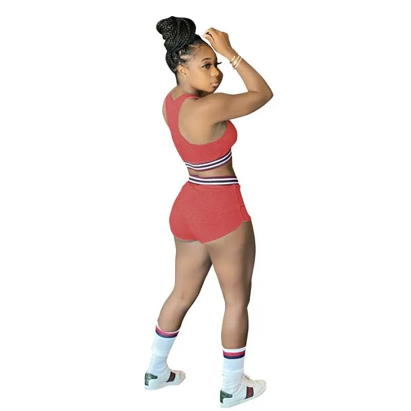 Комплект женский летний из двух предметов короткий топ и байкерские шорты серые