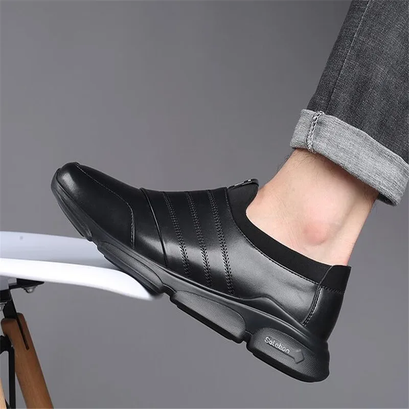

2020 Fashion Loafers Men's Shoes Leather Sneakers Summer Flats Shoes Men Slip on Designer Shoes Zapatos Hombre Casual Footwear