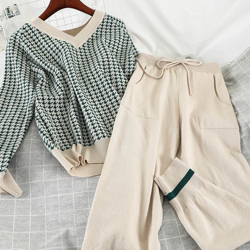 Весенне осенний женский костюм из 2 предметов вязаный свитер с узором гусиные