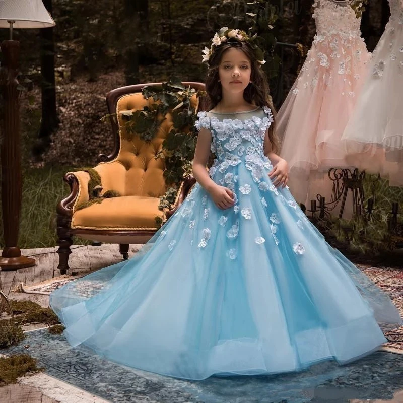 

Puffy Girls Pageant Ball Gown Crew Neck Lace Applique Light Sky Blue Long Flower Girl Dresses For Wedding Formal Party Wears