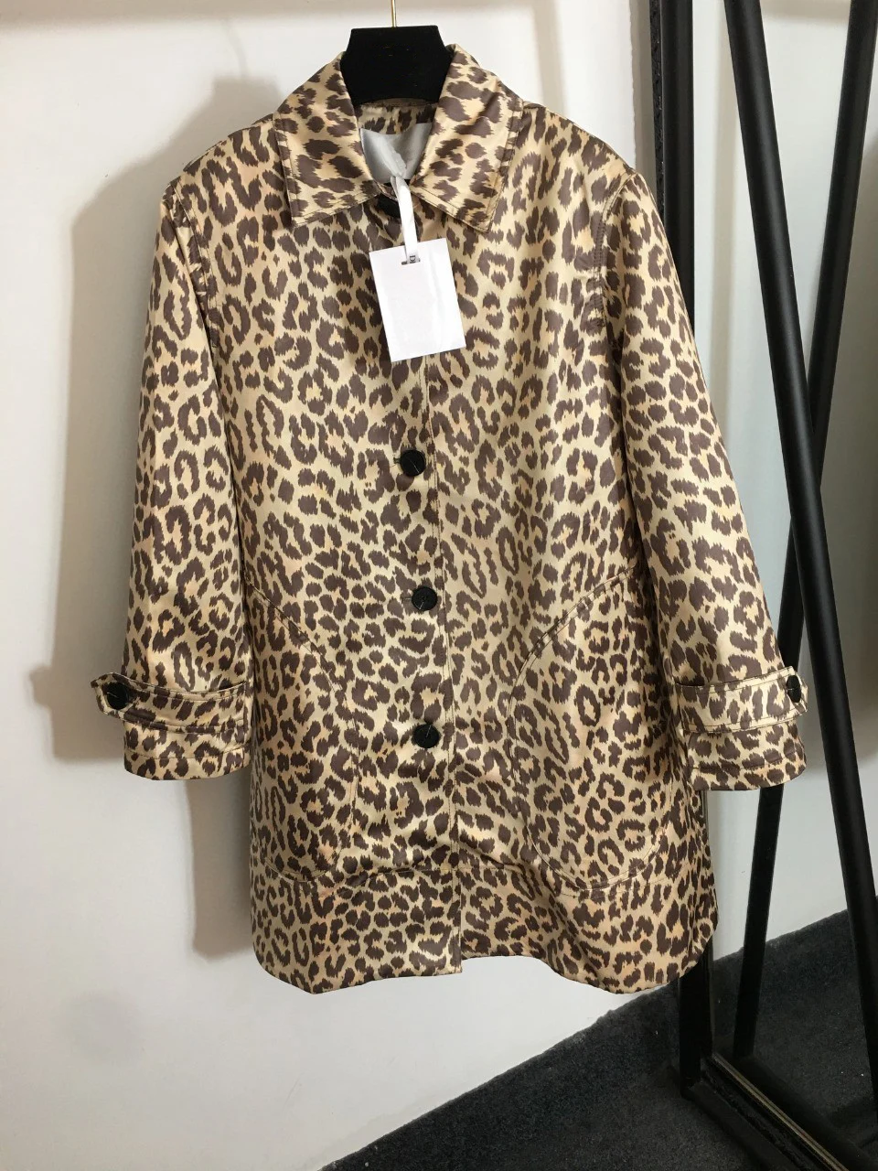 

Женский однобортный Тренч с леопардовым принтом и длинными рукавами