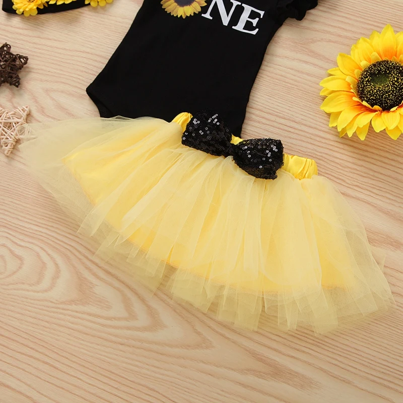 

3Pcs Newborn Baby Girl Clothes Infant Sleeveless Romper Top Tutu Skirts Headband Toddler Baby Clothing Summer Outfits Set