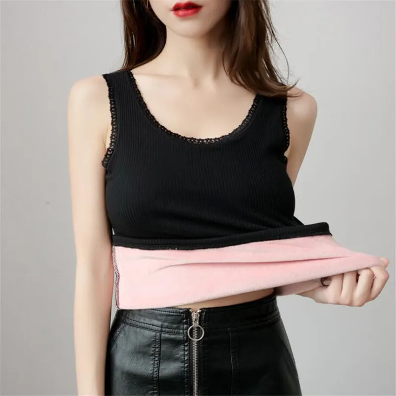 Женский хлопковый топ на бретелях с круглым вырезом авокадо зеленого цвета