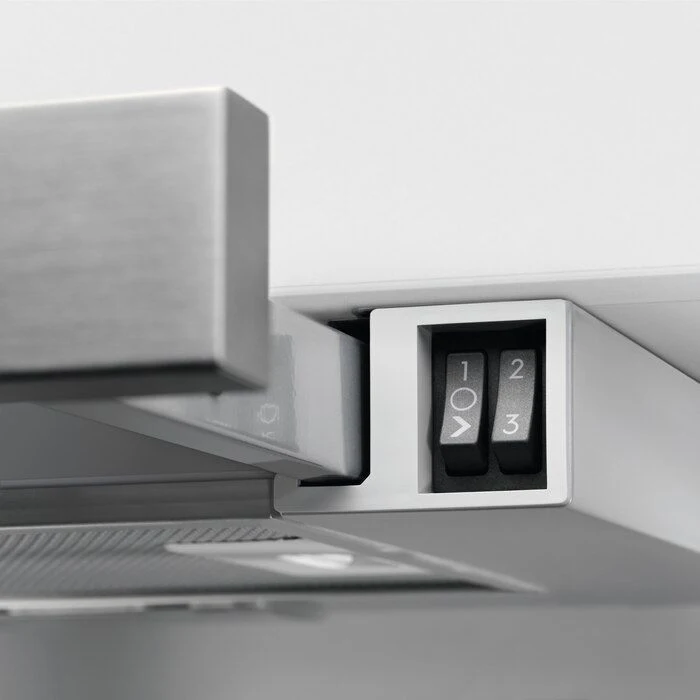 Вытяжка встраиваемая Electrolux LFP216S серебристый управление: кулисные переключатели