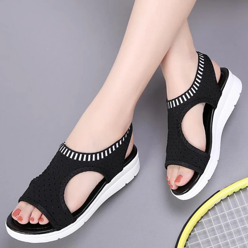 

Женские босоножки на танкетке, удобные сандалии на плоской подошве без шнуровки, размер 35-45, лето 2020