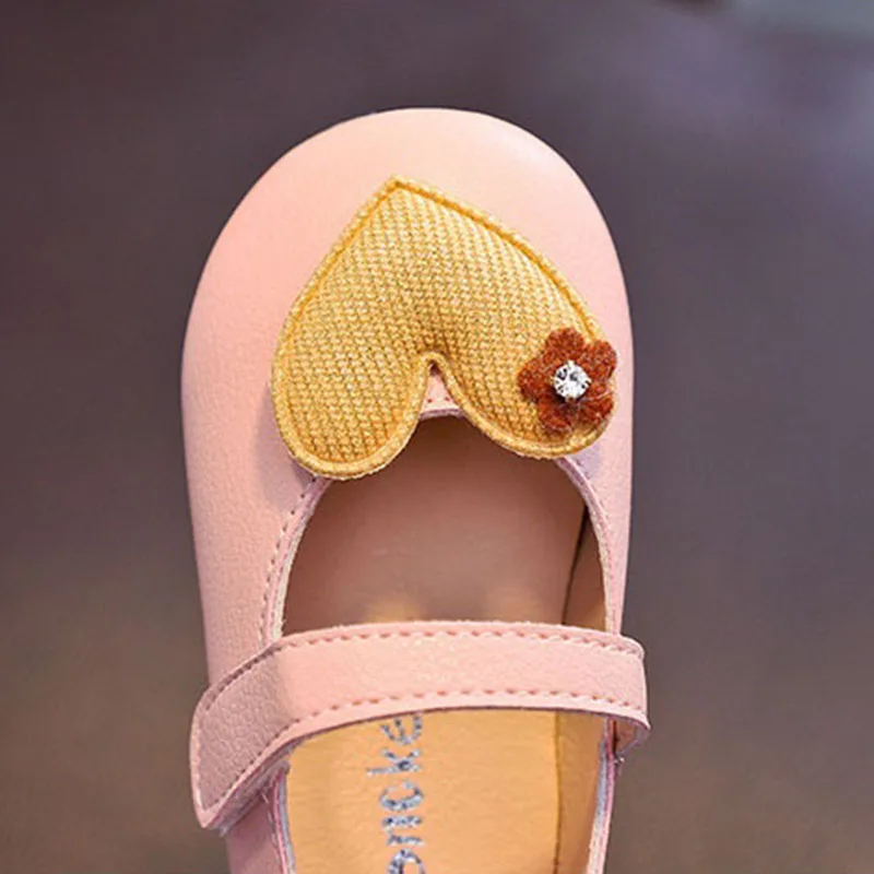

COZULMA Kids Heart Decoration Non-Slip Flat Shoes For Children Baby Girls Princess Hook & Loop Casual Shoes Size 15-30