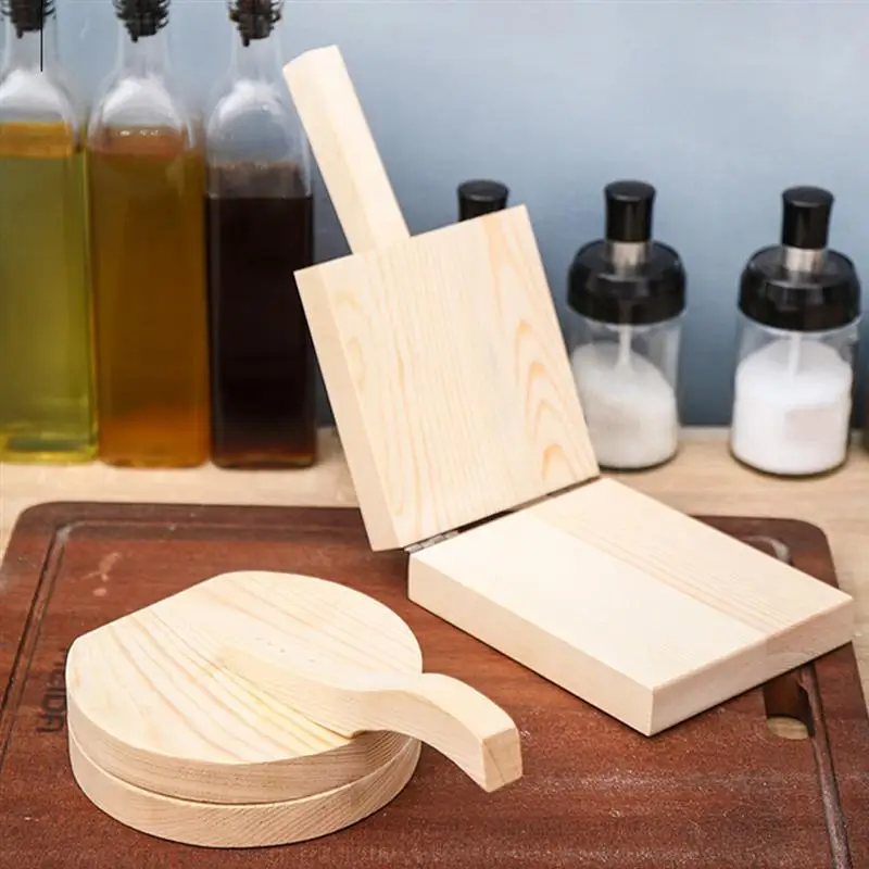 

1pc Wooden Dumpling Wrapper Presser Dumpling Pressing Tool for Home (Khaki)