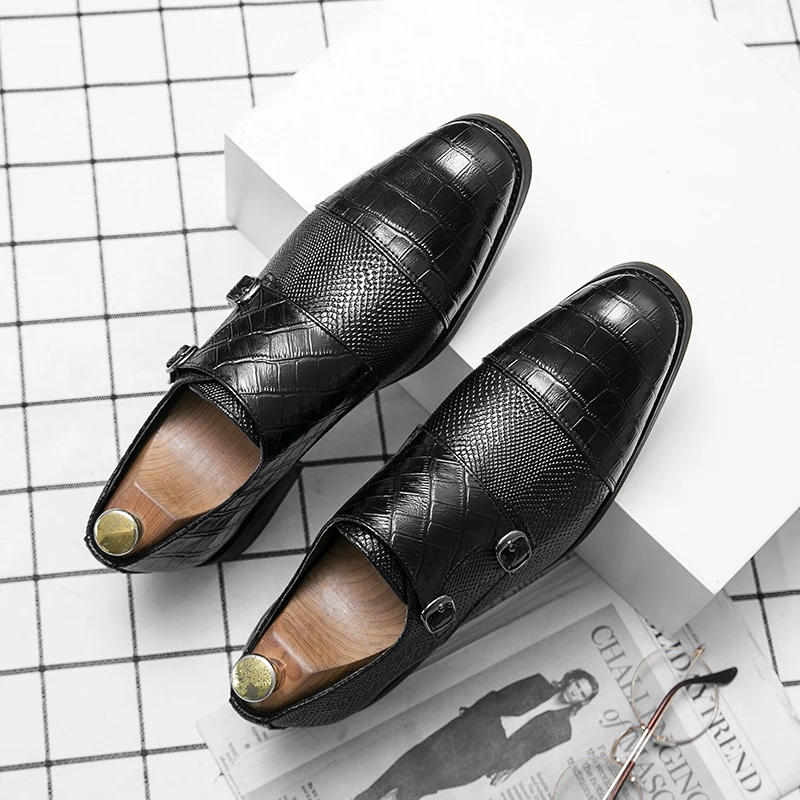 

Dropshipping Splicing Men Oxford Shoes Buckle Strap Fashion Men Party Wedding Shoes Crocodile Pattern Blue Men Footwear