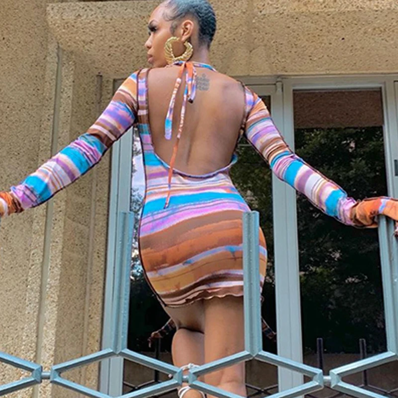 2020 Радужное Полосатое Бандажное сексуальное мини платье с открытой спиной на