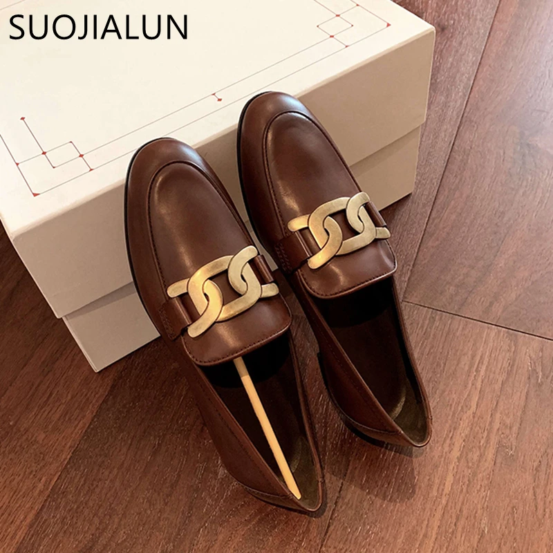 

SUOJIALUN Women Flat Shoes Spring Fashion Brand Chain Women Slip On Loafers Shoes Flat Heel Casual British Style Oxford Shoes