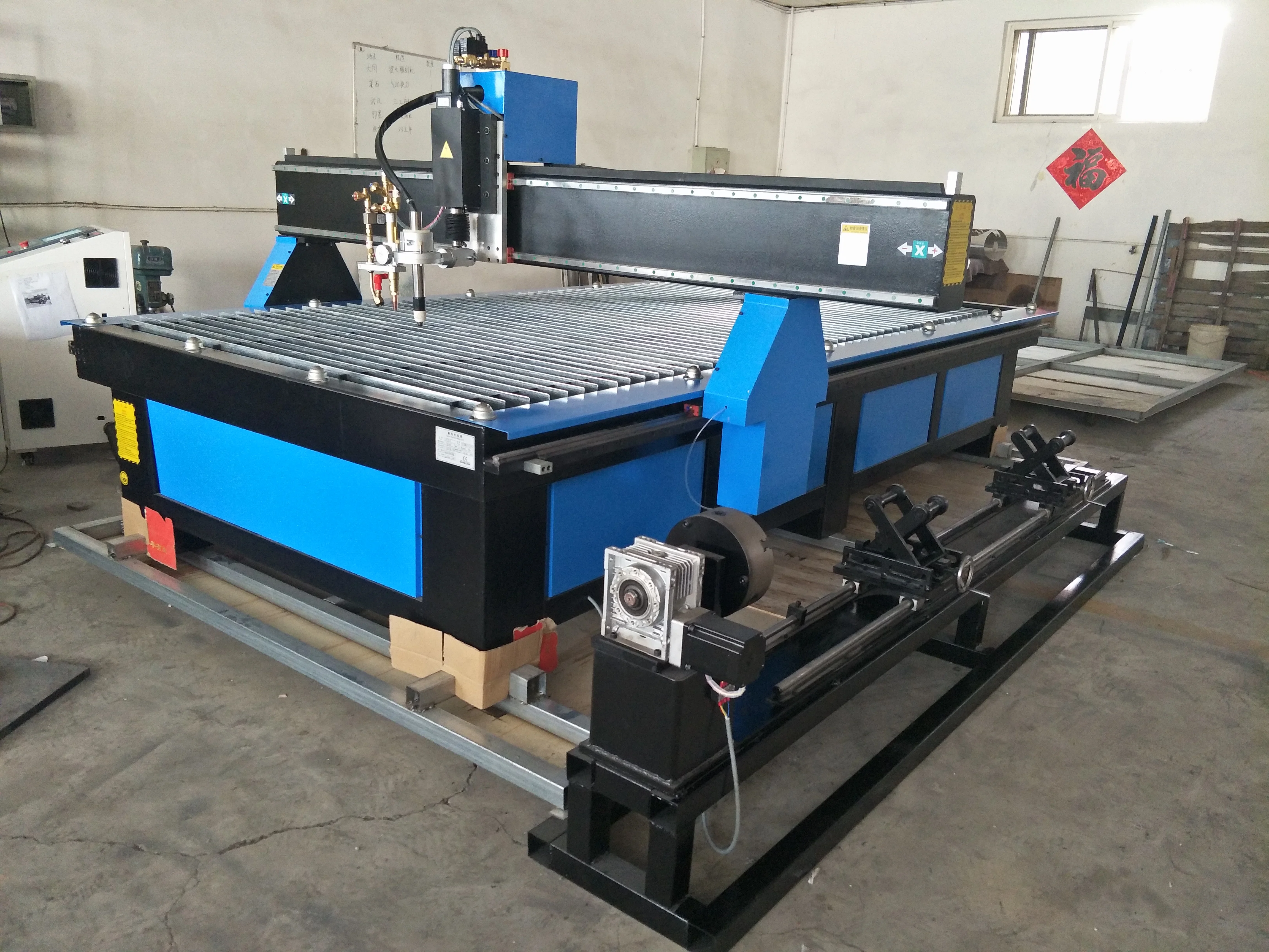 Станок для плазменной резки алюминия нержавеющей стали 1530 CNC-маршрутизатор