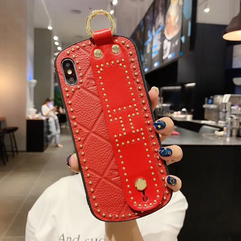 Роскошный фирменный ремешок с заклепками чехол для телефона s iphone X XR XS MAX 6 6s 7 8 Plus