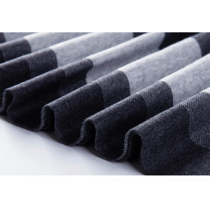 New Winter Men Scarf Fashion Business High Quality Wool Scarf Men Stripe Lattice Scarfs Designer Scarves Classic Black Scarf