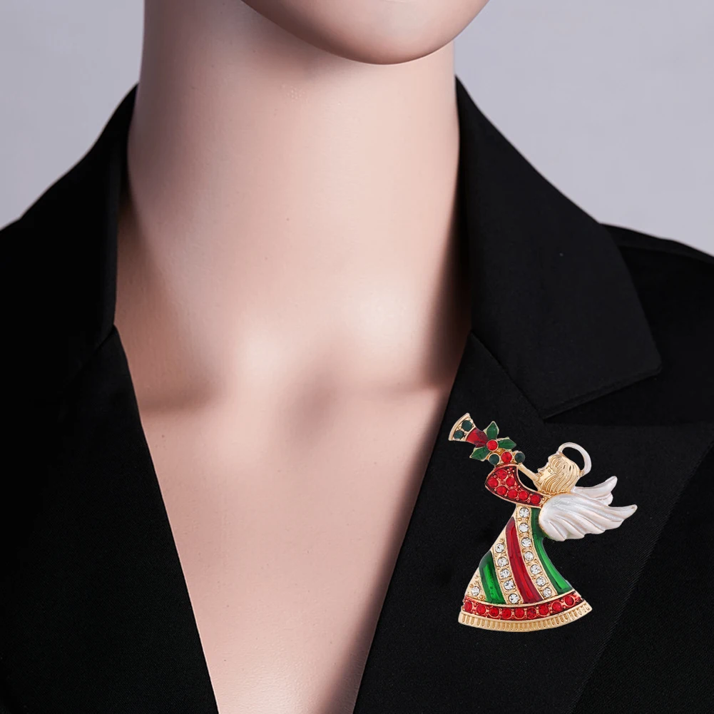 

New Xmas Enamel Snowman Hats Brooch Pins Christmas Gifts Angel Crutch Boots Socks Animal Penguin Insect Gloves New Year Badge