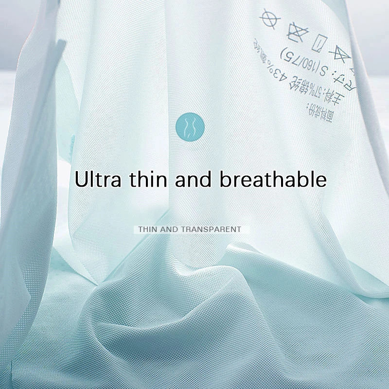 Бюстгальтер спортивный с чашками пуш-ап и эмульсионными вставками | Женская