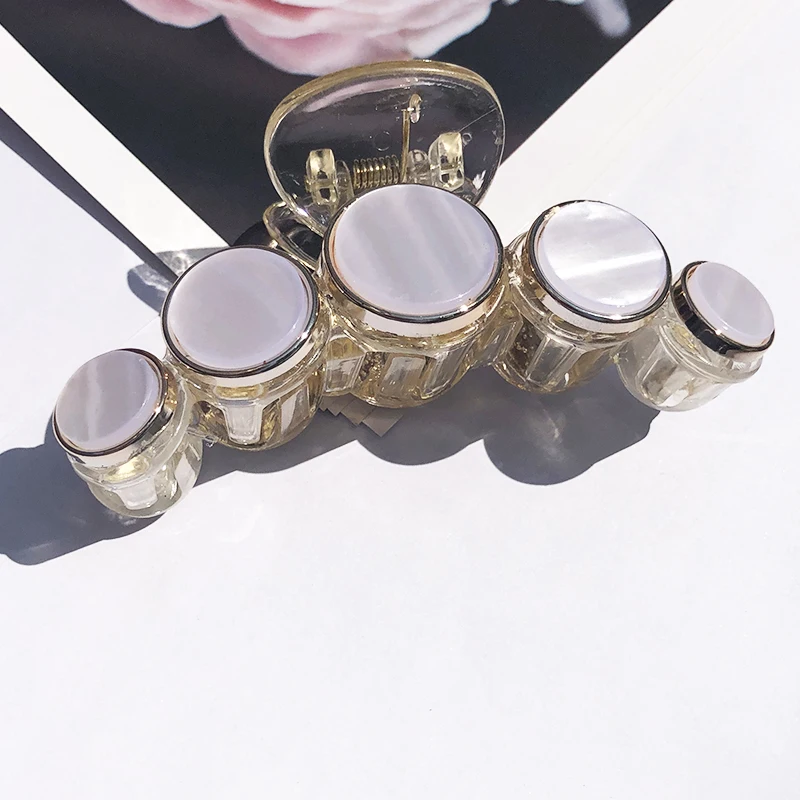 Заколка для волос женская с кристаллами и жемчугом пластиковая - купить по