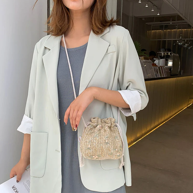

Fashion Small Shoulder Bags Women Beach Straw Woven Flora Embroidery Elegant Lace Crossbody Handbags ABG015