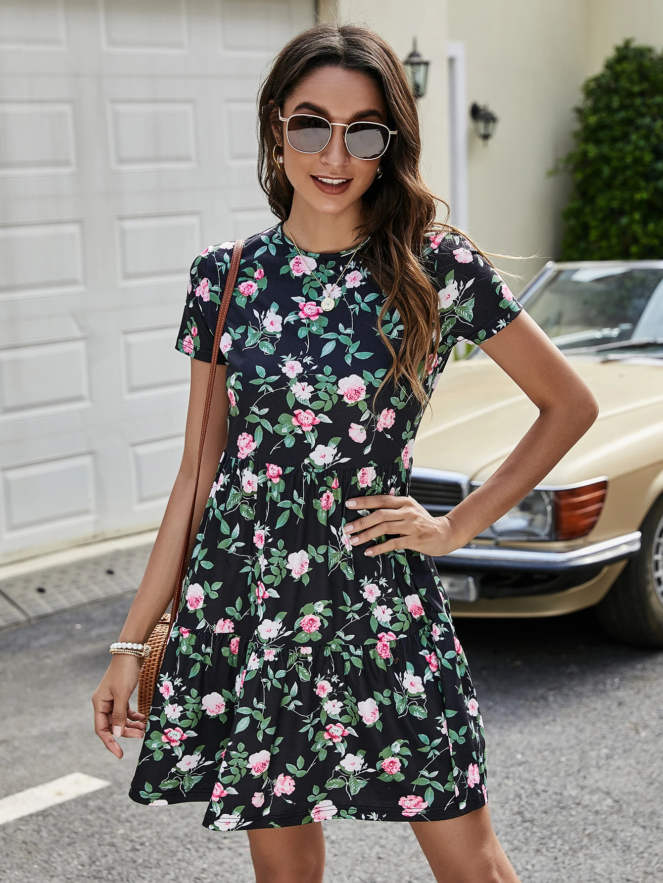 

Women Dresses Summer 2021 Sexy V Neck Floral Print Boho Beach Dress Ruffle Short Sleeve A Line Mini Dress Wrap Sundress Robe
