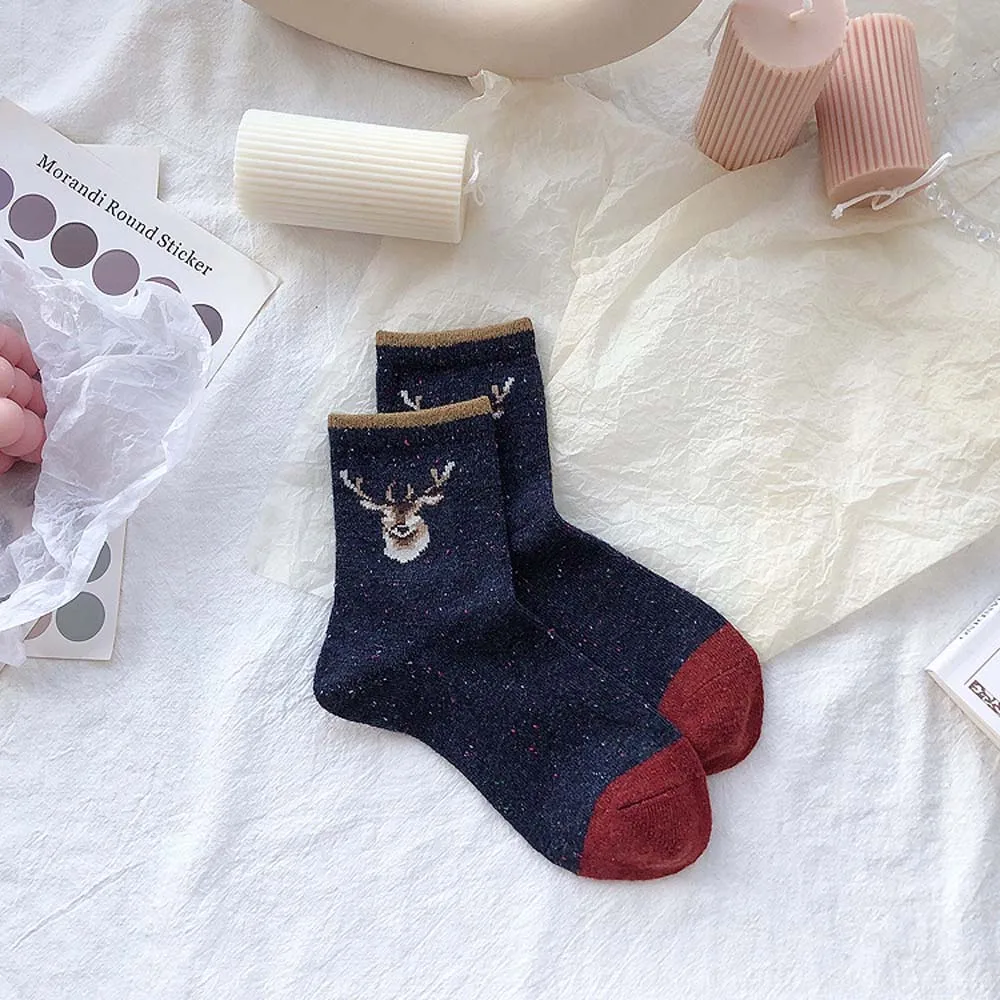 

2021 Harajuku Vintage Thick Wool Women Socks College Style Girls Streetwear Girls Cartoon Deer Cute Sock for Christmas Gifts