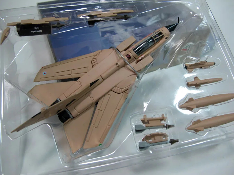 Литье под давлением в масштабе 1/100 итальянские модели Tornado ВВС Panavia GR4 самолет