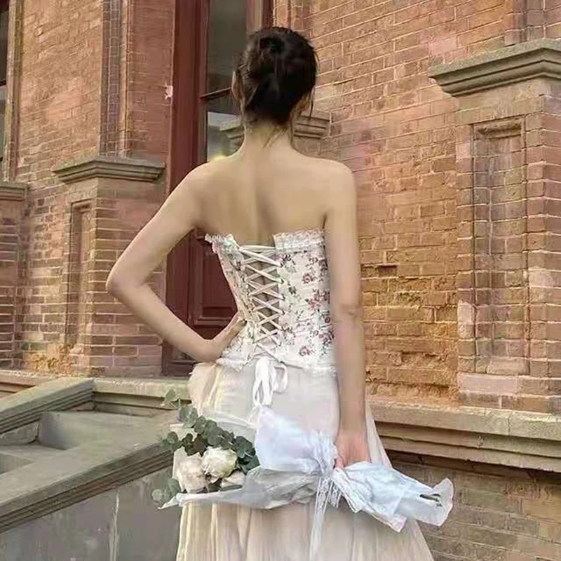 

GALCAUR Elegant Print Vest For Women V Neck Sleeveless Lace Patchwork Button Hit Color Blouses Female Fashion Clothes 2021 Style