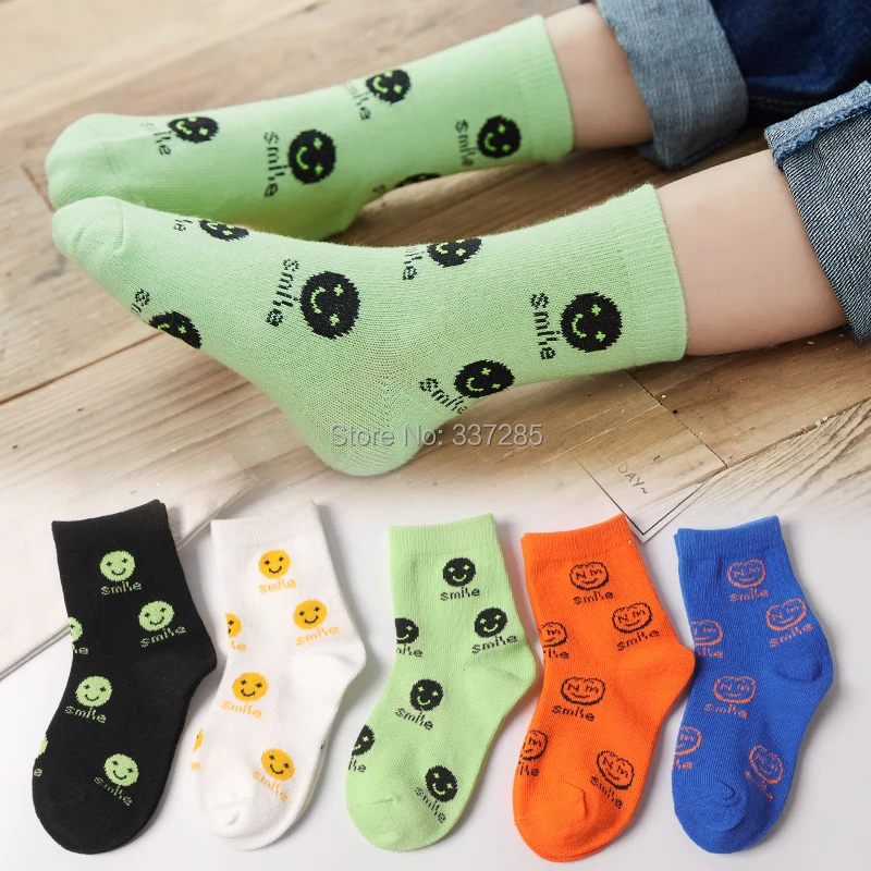 

5 pairs/Lot autumn winter girls cotton socks child student socks smile socks boys Fashion multi-color warmer baby kids sock