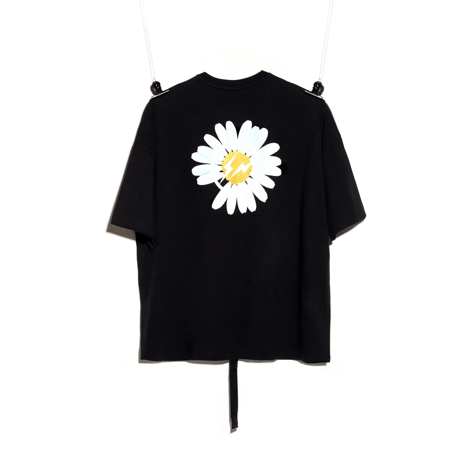 

KPOP GD Peaceminusone, фрагмент G-Dragon, цветок маргаритки, хлопковая футболка с коротким рукавом, футболка с декоративной веревкой, свободный размер