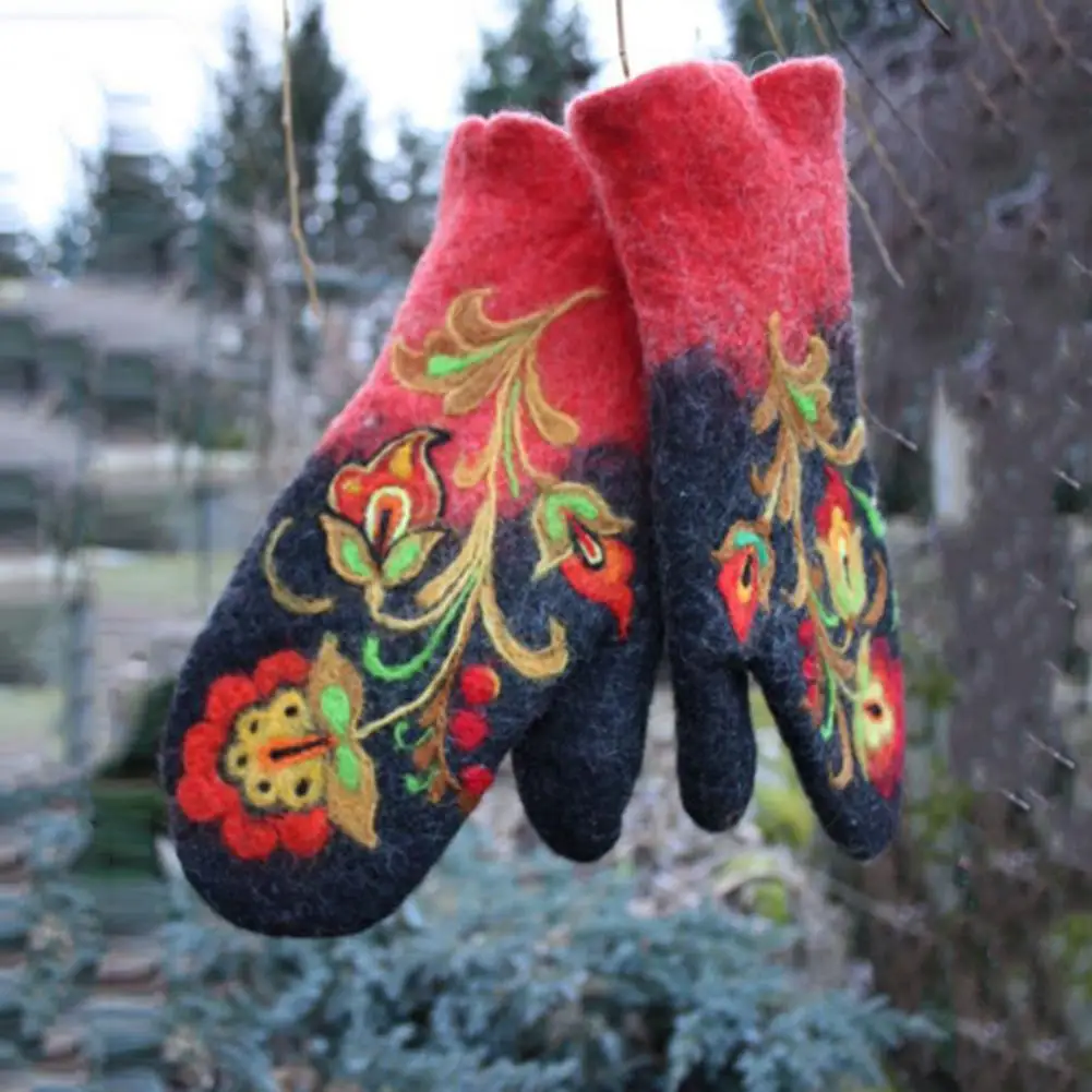 

1 Pair Patchwork Color Wrist Gloves Full Finger Women Gloves Christmas Gift Retro Embroidery Flowers Gloves for Outdoor