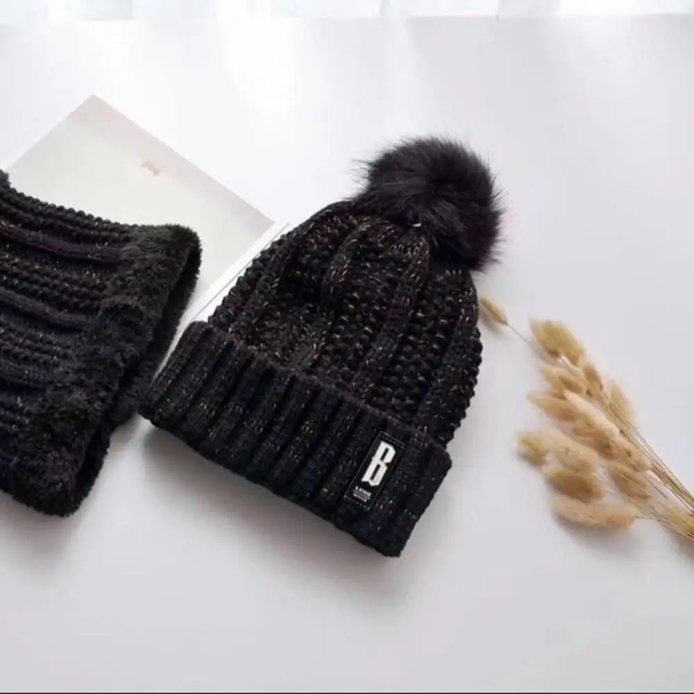 

Winter knitted Beanies Hats Women Thick Warm Beanie Skullies Hat Female knit Letter Bonnet Beanie Caps Outdoor Riding