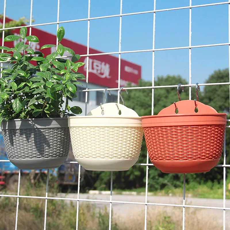 

Flower Planter Wall Hanging Imitation Rattan Weaving Garden Pot Home Decoration Flowerpot Semicircle Shape Creative Baskets