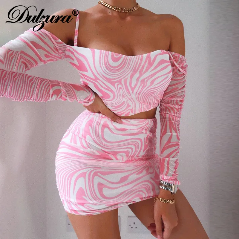 

Dulzura 2021 Summer Women Pink Zebra Print Two Pieces Long Sleeve Off Shoulder Crop Top Mini Skirt Bodycon Sexy Streetwear Club