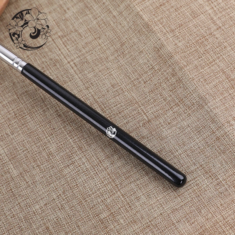 Профессиональная кисточка для теней век от бренда ENERGY кисти макияжа из козьей