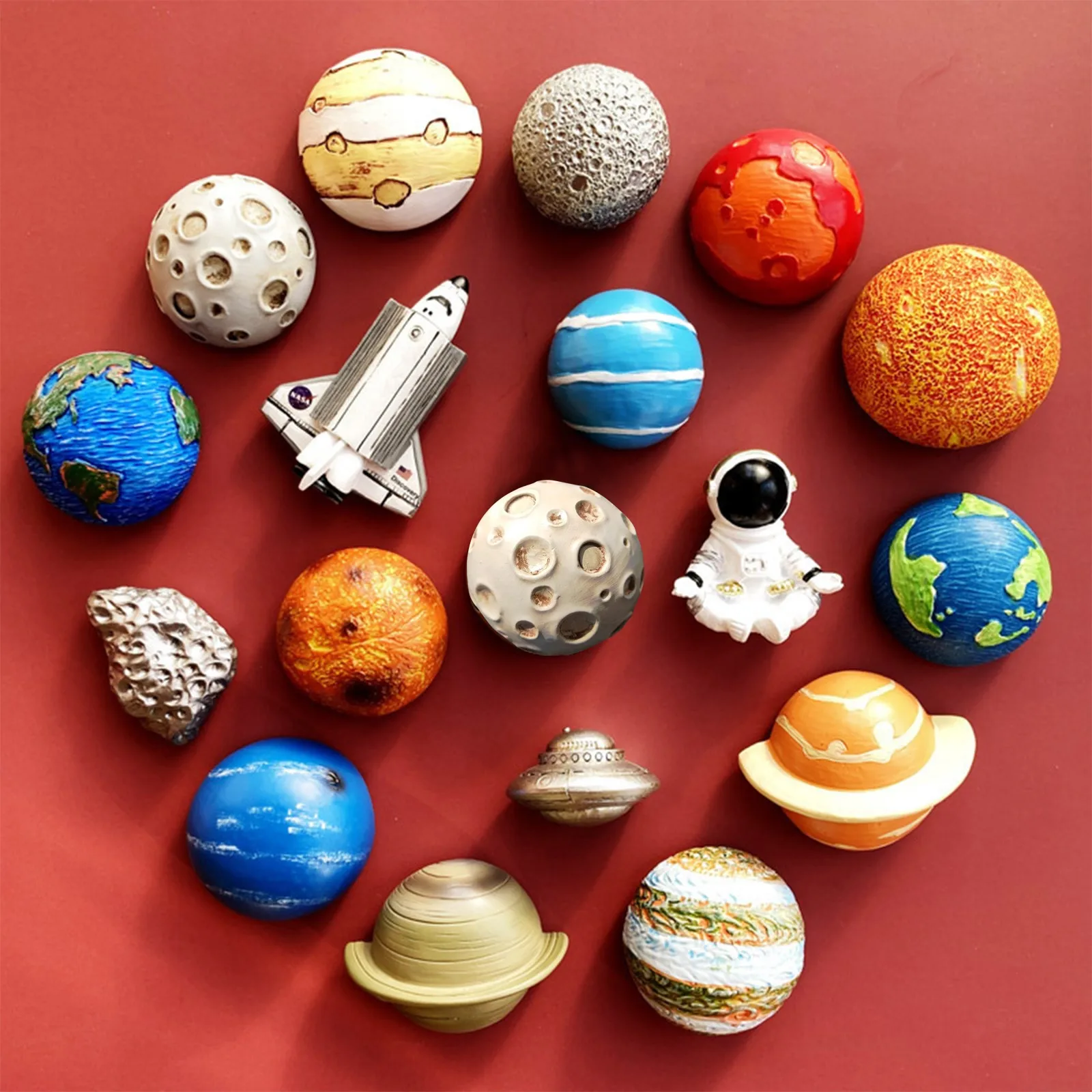 Наклейка на холодильник серии счастливая планета Космический астронавт