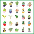 Брошь из металлического сплава с изображением цветов и кактуса и алоэ