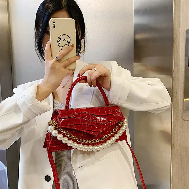 

2021 Designer Ladies Handbags Crocodile PU Leather Pearls Chain Mini Hand Bag Alligator Small Women Hand bags Purses Luxury Bag