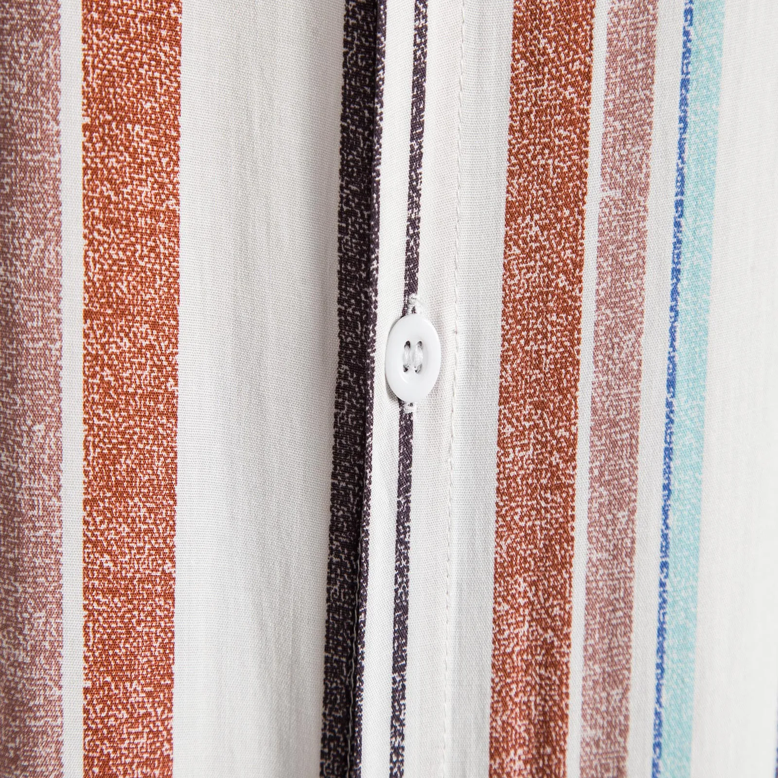 Рубашка мужская с коротким рукавом в полоску на лето