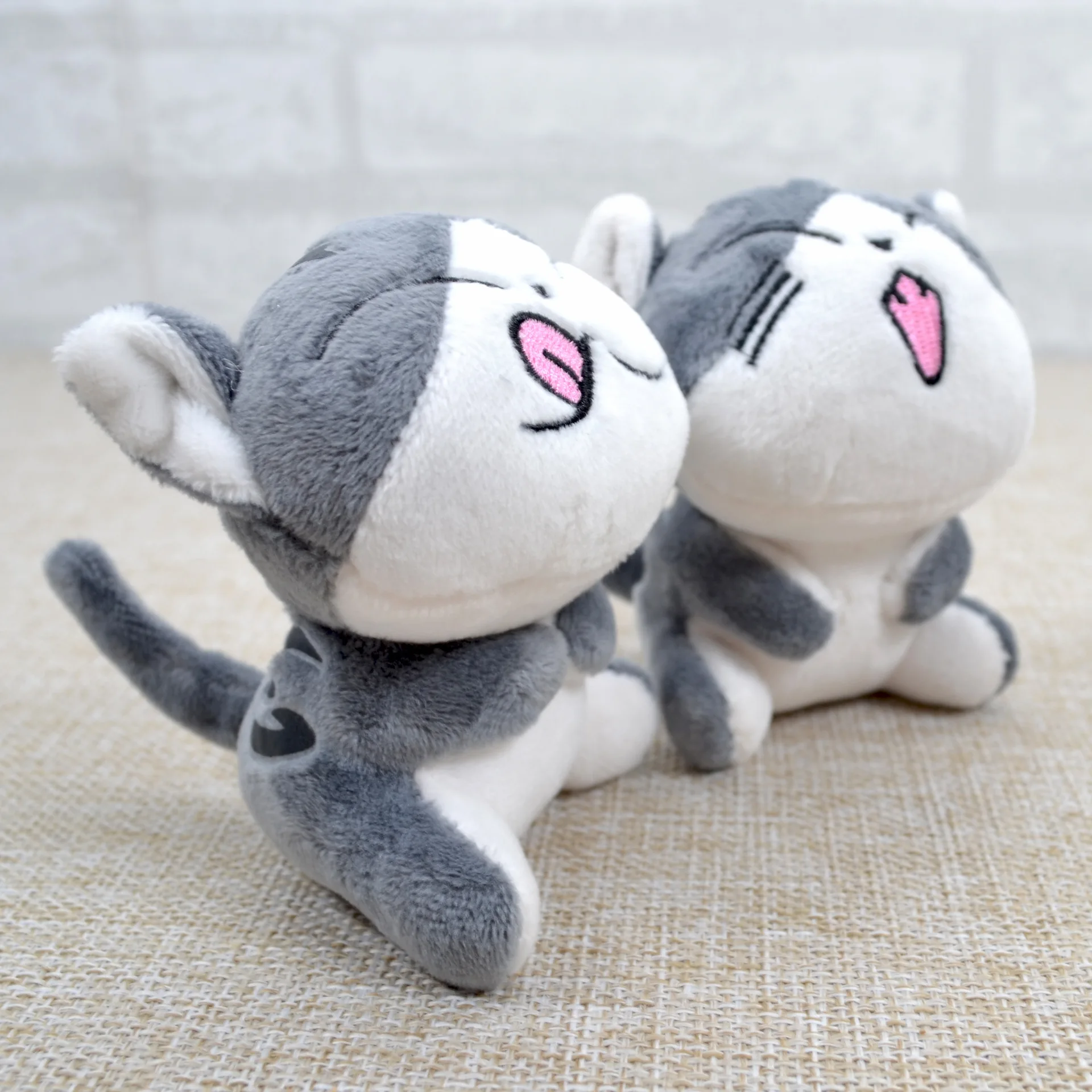 Новинка 10 см Kawaii Kitten мягкий плюшевый Кот Брелок серый сидящий плюшевые игрушки